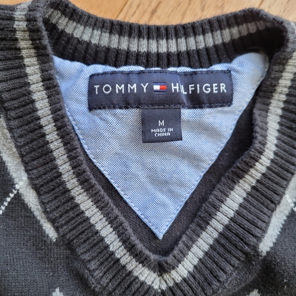 Tommy Hilfiger Argyle Sweater Vest V Neck Black Gray Size M - Picture 2 of 9